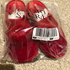 Victoria Secret Pom-Pom Slippers